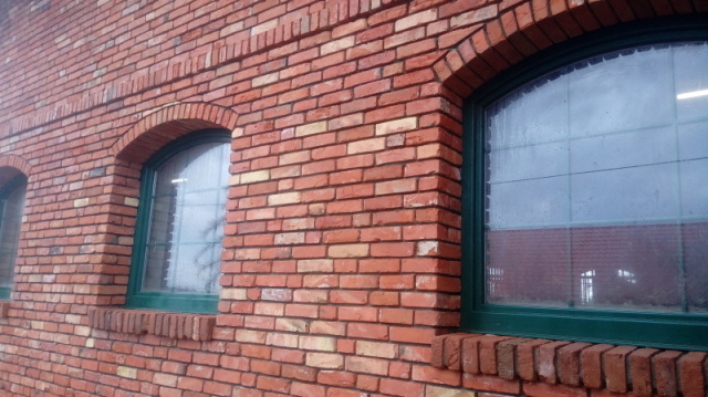 Cegła rozbi&oacute;rkowa podtynkowa r&oacute;żne formaty